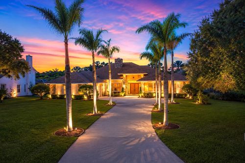 3706 Secluded Oak Ct, Melbourne, FL, 32934-8579 | Card Image