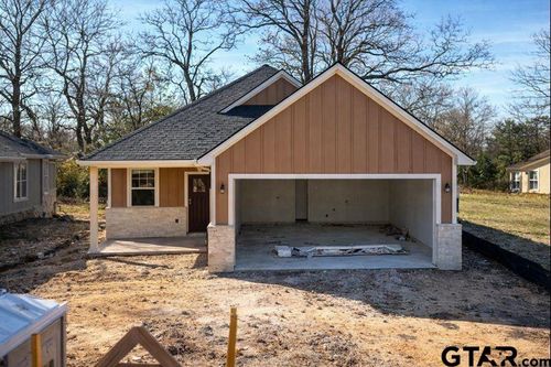 1722 N Ross Ave, Tyler, TX, 75702-3144 | Card Image