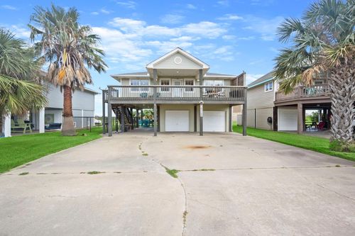 2709 Foster Dr, Crystal Beach, TX, 77650 | Card Image