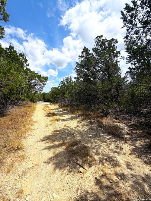 7 San Antonio, Wimberley, TX, 78676 | Card Image