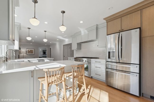 729 Ambleside Dr, House other with 4 bedrooms, 3 bathrooms and 2 parking in Deerfield IL | Image 9