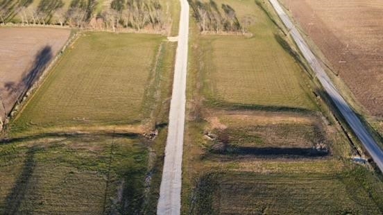 Land in Clarno 4