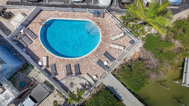 Sparkling, heated pool | Image 50