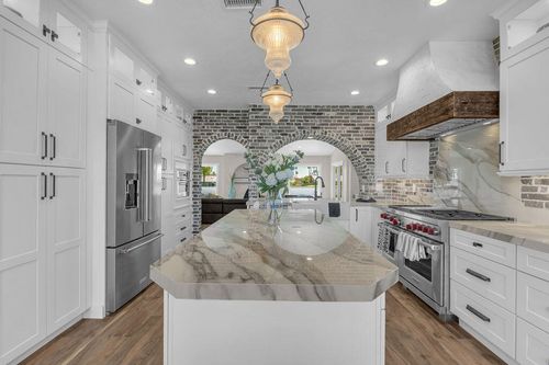 78755 Saint Thomas Dr, Bermuda Dunes, CA, 92203-1330 | Card Image