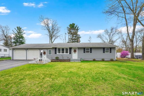 51 Roosevelt Blvd, Enfield, CT, 06082-2043 | Card Image