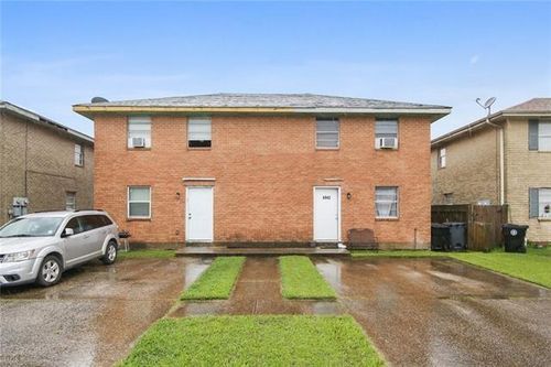 6940 42 Bundy Road, New Orleans, LA, 70127 | Card Image