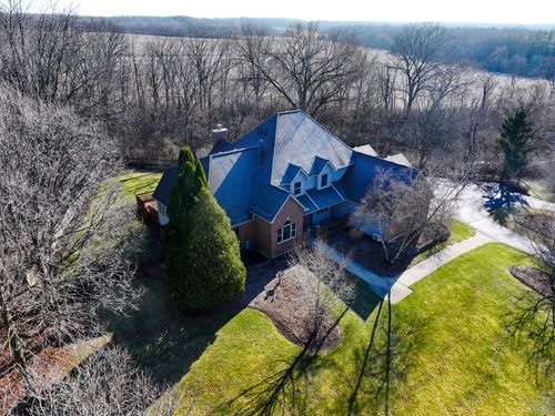 2108 Pringle Dr, Marengo, IL, 60152-9266 | Card Image