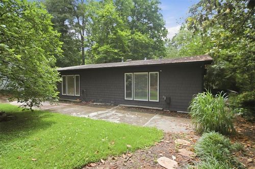 b-546 Allen Rd Ne, Atlanta, GA, 30324-5136 | Card Image