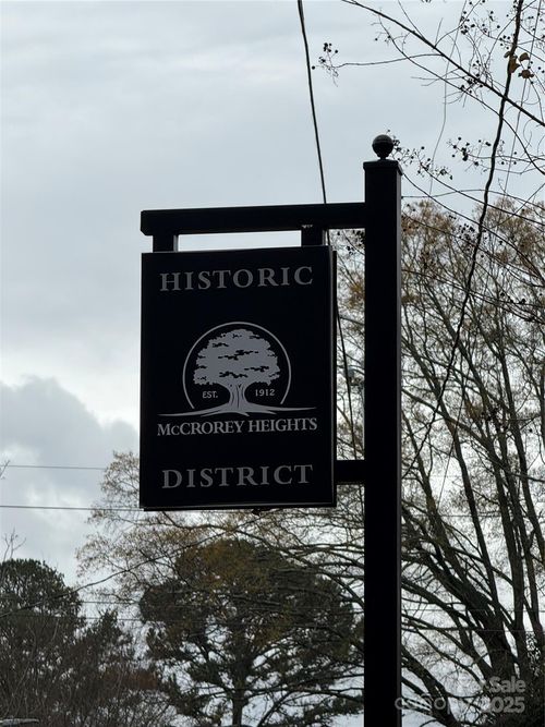 1722 Washington Ave, Charlotte, NC, 28216-5428 | Card Image