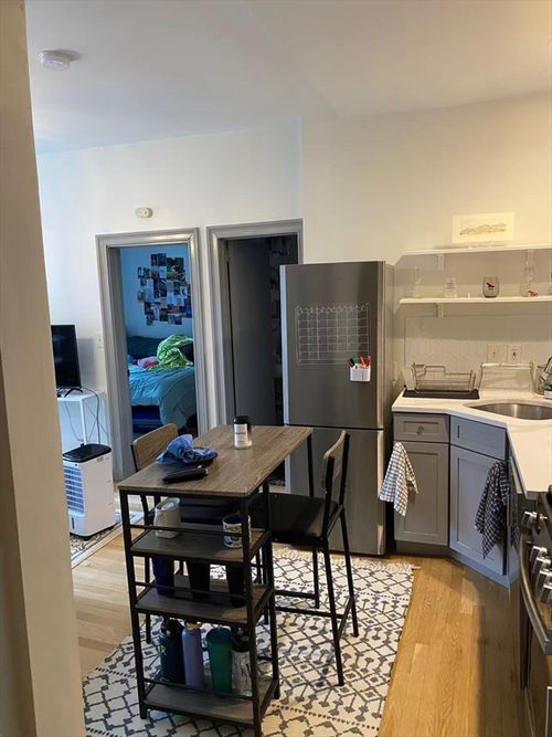 5-65 Burbank St, Boston, MA, 02115-3653 | Card Image
