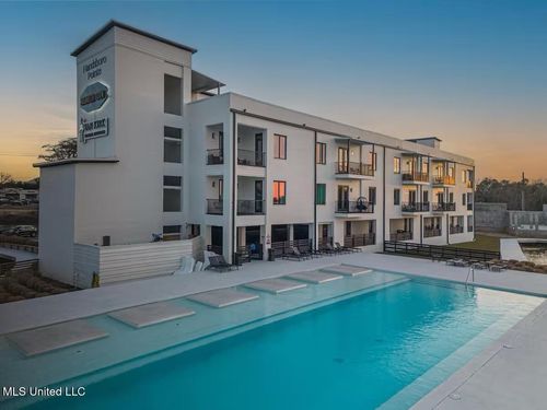 202-1302 Magnolia St, Gulfport, MS, 39507-4106 | Card Image