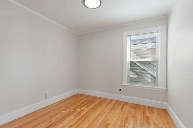 APT-2 - 9 Foster St, Condo with 4 bedrooms, 2 bathrooms and null parking in Gloucester MA | Image 12