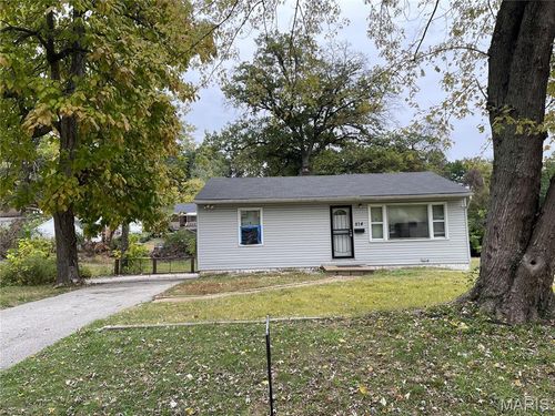 514 La Motte Ln, Ferguson, MO, 63135-2852 | Card Image