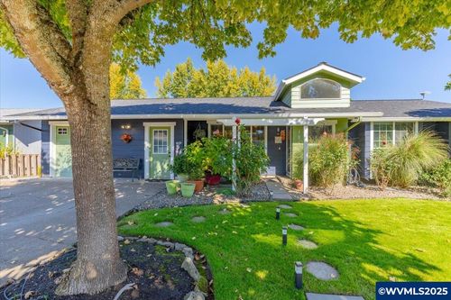 184 Willow Way E, Monmouth, OR, 97361-1101 | Card Image