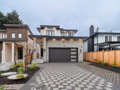 11768 92 Ave, Delta, BC, V4C3L4 | Card Image
