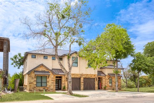 b-1121 Gruene Rd, New Braunfels, TX, 78130-3107 | Card Image