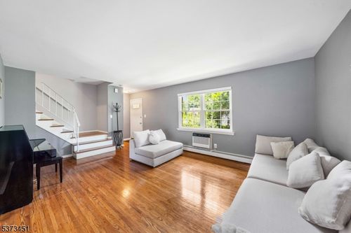 apt-e7-768 Springfield Ave, Summit, NJ, 07901-2335 | Card Image
