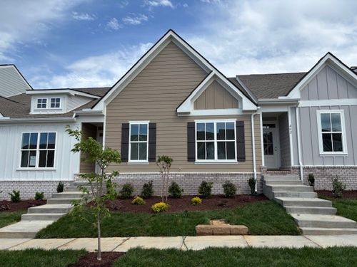 404 W Stonehaus Xing, Antioch, TN, 37013-5968 | Card Image