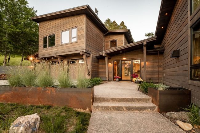 900 Cloud Nine Rd, House other with 3 bedrooms, 3 bathrooms and null parking in Bozeman MT | Image 11