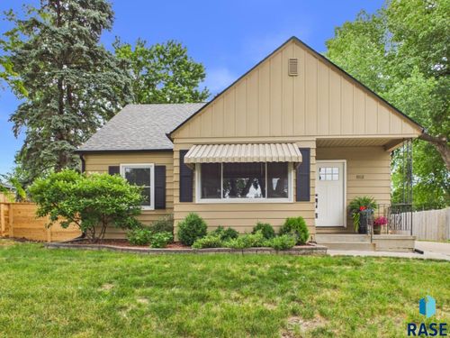 1012 E Willow Leaf St, Sioux Falls, SD, 57110 | Card Image