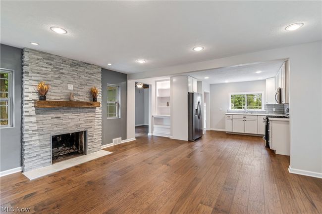 271 Wall Rd, House other with 3 bedrooms, 2 bathrooms and null parking in Doylestown OH | Image 7