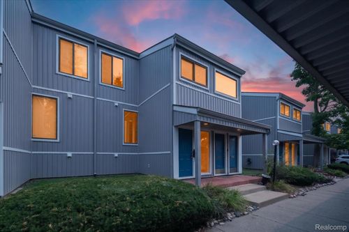 9607 Harbour Cove Ct, Ypsilanti, MI, 48197-6901 | Card Image