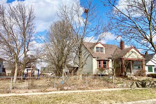 135 Puritan Pl, Dayton, OH, 45420-2476 | Card Image