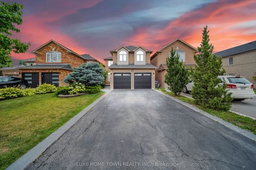 3344 Laburnum Cres, Mississauga, ON, L5N7M2 | Card Image