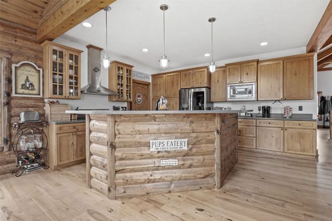 1321 Hickory Hollow Rd Ne, House other with 4 bedrooms, 3 bathrooms and null parking in Solon IA | Image 11