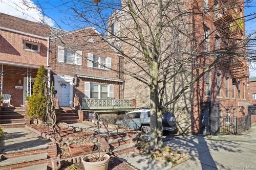 43 57th St, Woodside, NY, 11377-4754 | Card Image