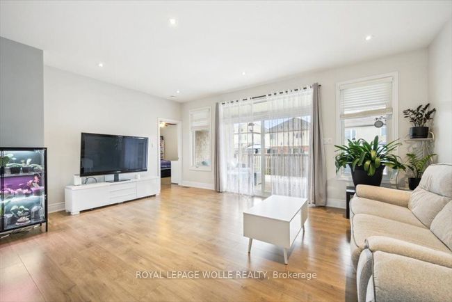 67 E Tree Dr, House other with 4 bedrooms, 3 bathrooms and 2 parking in Breslau ON | Image 13