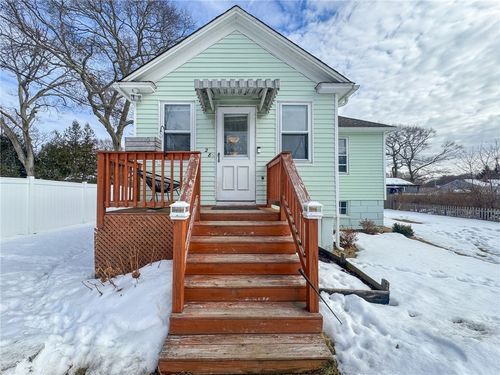 28 Burgess Dr, Warwick, RI, 02886-2411 | Card Image