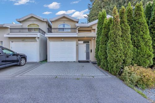 7488 16th Street, Home with 5 bedrooms, 3 bathrooms and 2 parking in Burnaby BC | Card Image