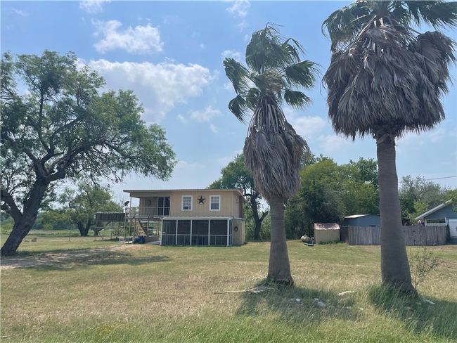 167 Buckeye Knoll Rd, House other with 2 bedrooms, 2 bathrooms and null parking in George West TX | Image 33