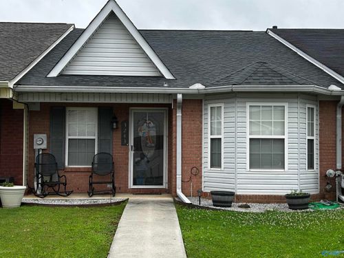 3243 Fieldstone Dr Sw, Decatur, AL, 35603-3173 | Card Image