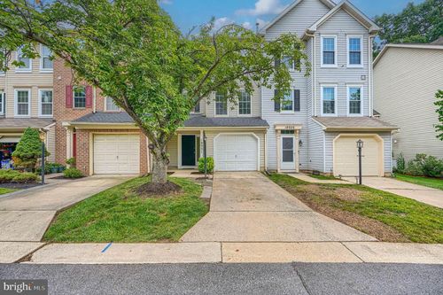 18931 Quiet Oak Ln, GERMANTOWN, MD, 20874-1822 | Card Image
