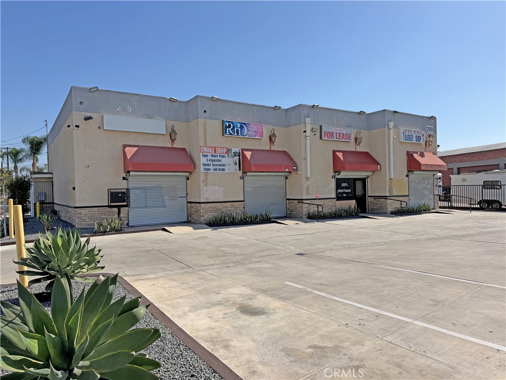 Commercial Lease in Colton 3