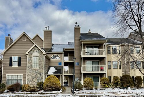 10 Lear Ct, East Brunswick, NJ, 08816-1862 | Card Image