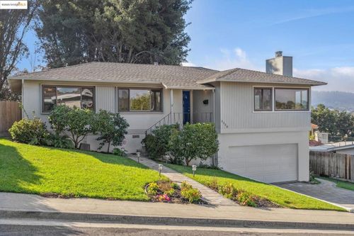 3320 Brentwood Ave, Richmond, CA, 94803-2513 | Card Image