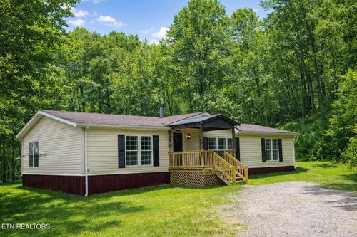 135 Harold Brooks Ln, Oneida, TN, 37841-2413 | Card Image