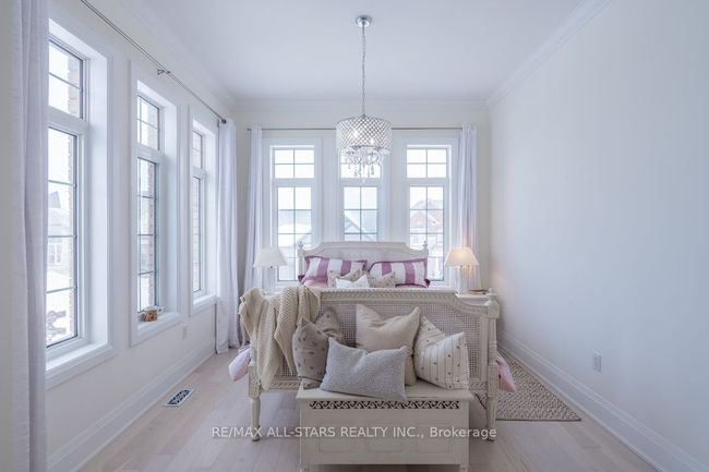 44 Bromont Dr, House other with 4 bedrooms, 4 bathrooms and 4 parking in Millbrook ON | Image 29