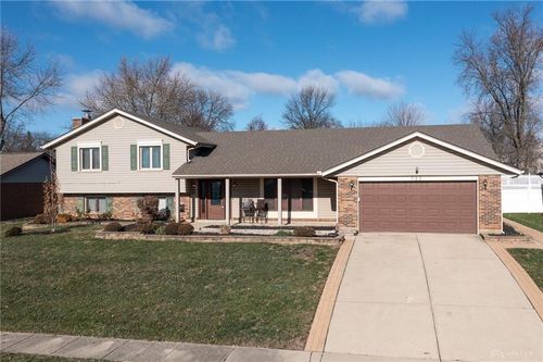 325 Birdsong Drive, Vandalia, OH, 45377 | Card Image