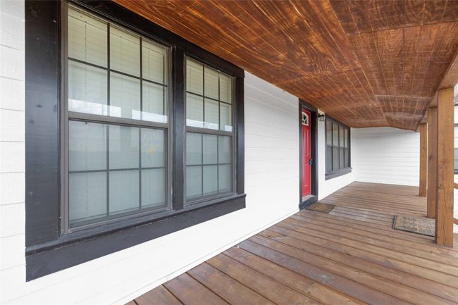 View of porch | Image 8