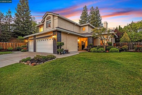 100 Bedford Ct, Danville, CA, 94506-1254 | Card Image