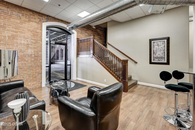 403 - 214 E 4 Th St, Condo with 2 bedrooms, 2 bathrooms and null parking in Joplin MO | Image 24