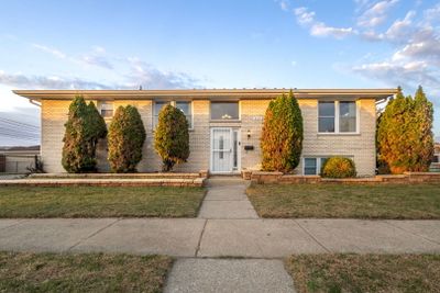 312 Hoxie Avenue, House other with 3 bedrooms, 3 bathrooms and 2 parking in Calumet City IL | Image 1