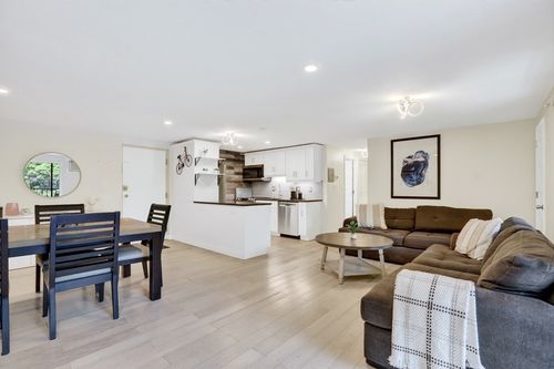 26a-66 Main St, Stoneham, MA, 02180-3350 | Card Image