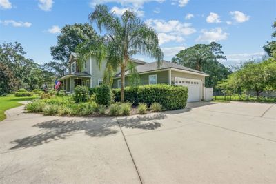 96084 Lanceford Lane, Home with 5 bedrooms, 3 bathrooms and null parking in Fernandina Beach FL | Image 3