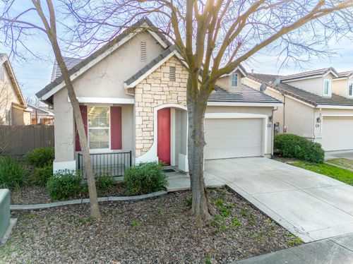 1672 Halo Avenue, Sacramento, CA, 95835 | Card Image