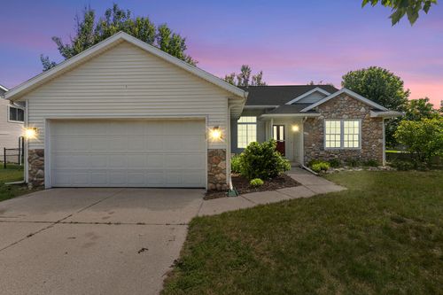 187 Riverwood Dr, Middleville, MI, 49333-9088 | Card Image